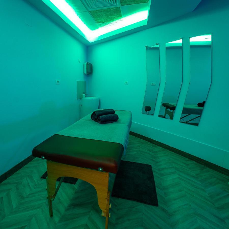 Hotel Perla สลานิก-มอลโดวา ภายนอก รูปภาพ
