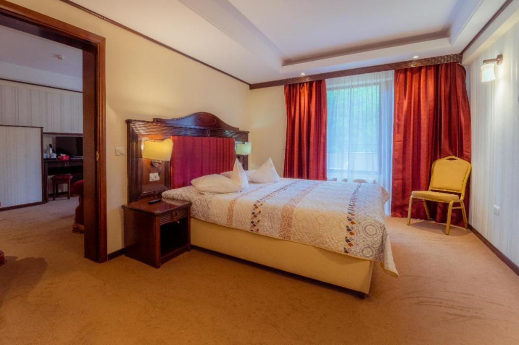 Hotel Perla สลานิก-มอลโดวา ภายนอก รูปภาพ