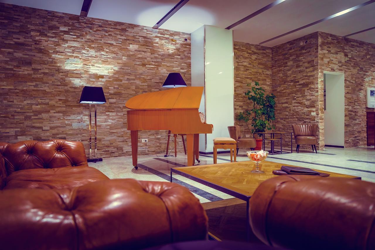 Hotel Perla สลานิก-มอลโดวา ภายนอก รูปภาพ