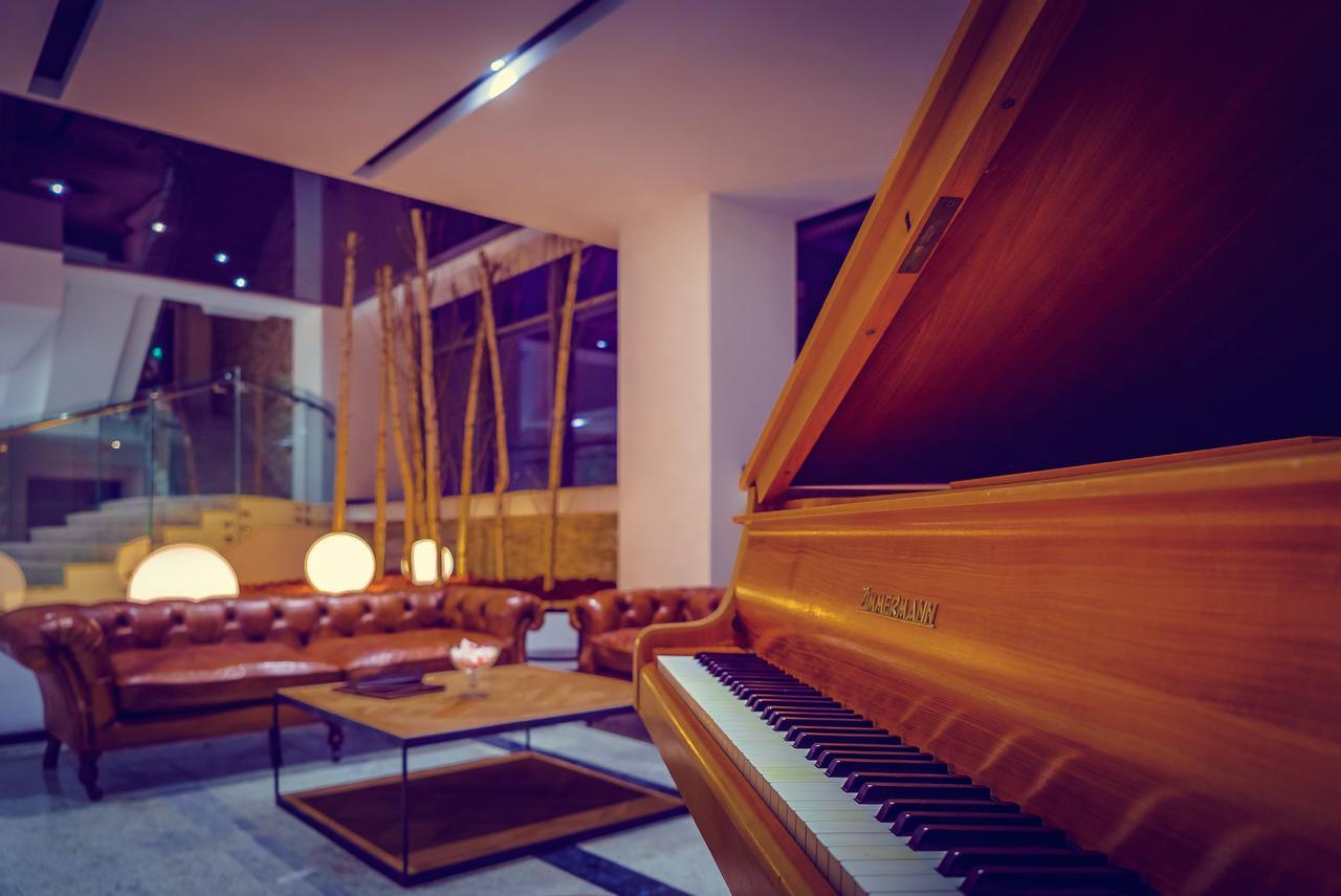 Hotel Perla สลานิก-มอลโดวา ภายนอก รูปภาพ